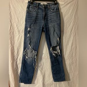 Hollister mom jeans size 3